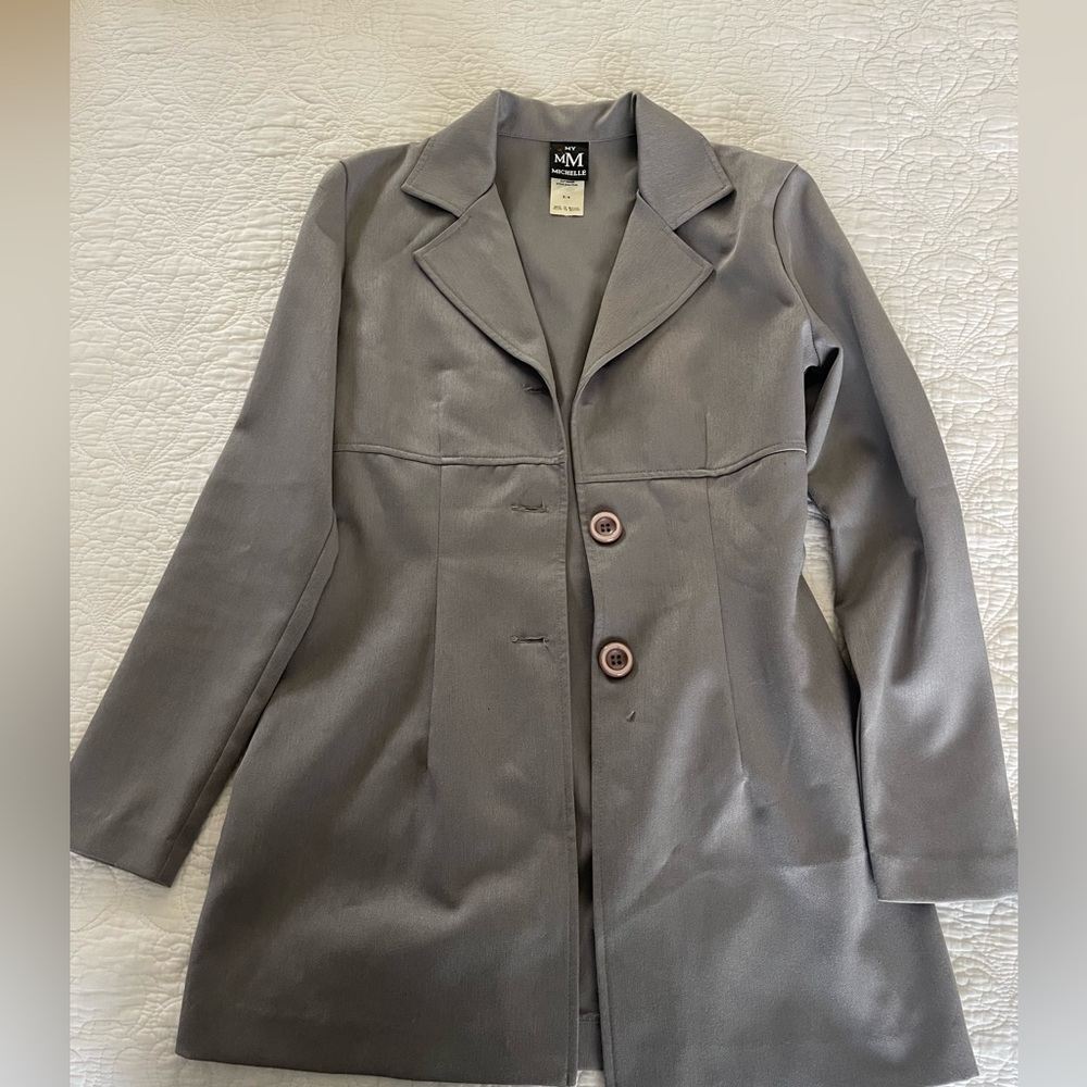 Gray long blazer , great condition size 3/4